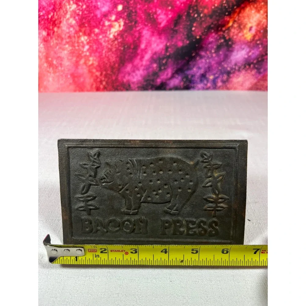 Vintage Cast Iron Bacon Press Pig Design Rectangular Grill Weight Wood Handle